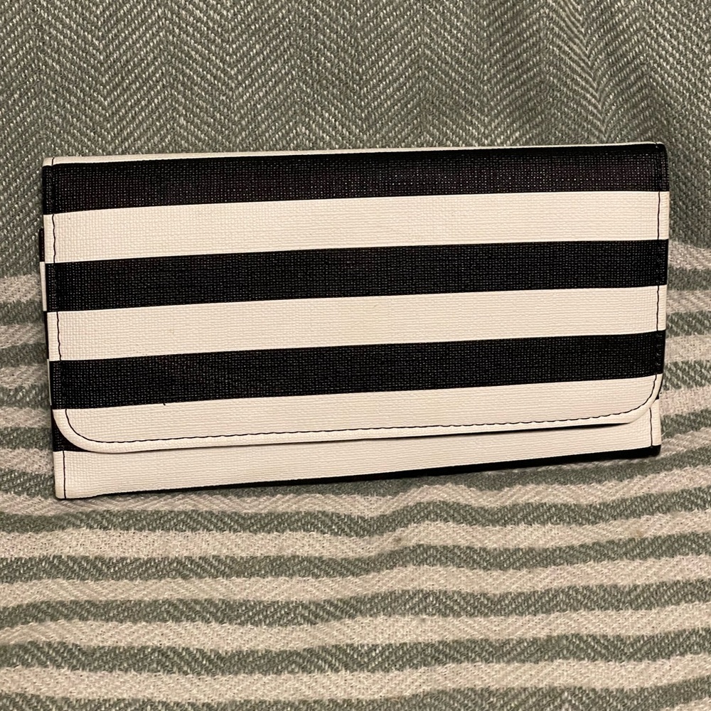 New KUT from‎ the KLOTH Black / White Striped Wallet